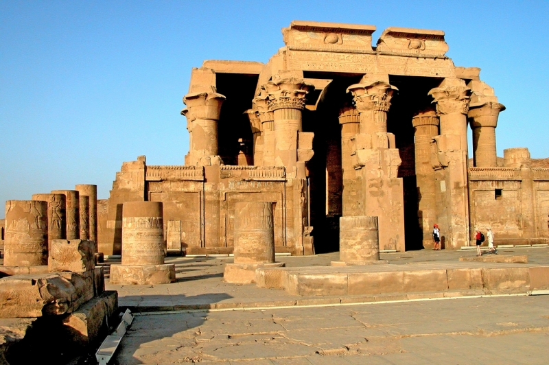 Private tour to Kom Ombo and Edfu Temples from Aswan Private tour to Kom Ombo and Edfu Temples from Aswan